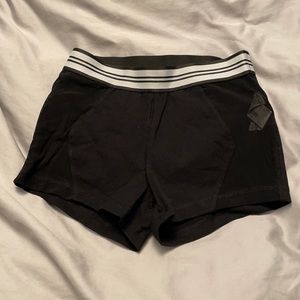 Shorts with mesh panel